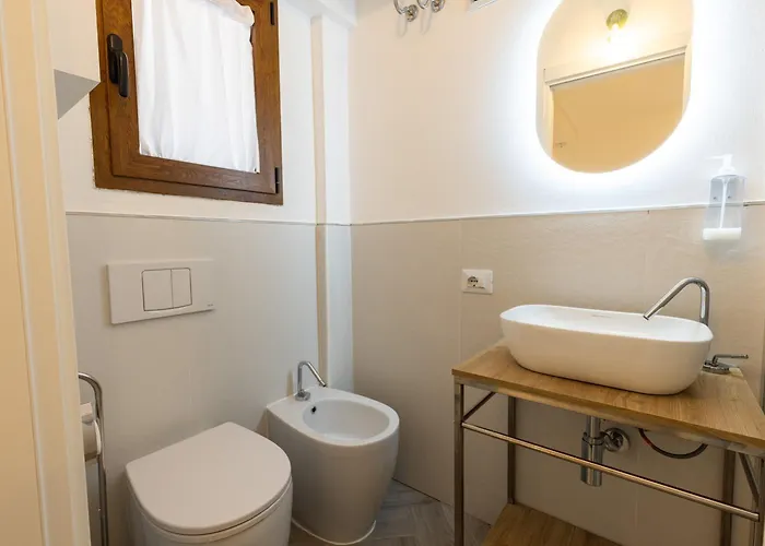 Urban 招待所 奧爾比亞