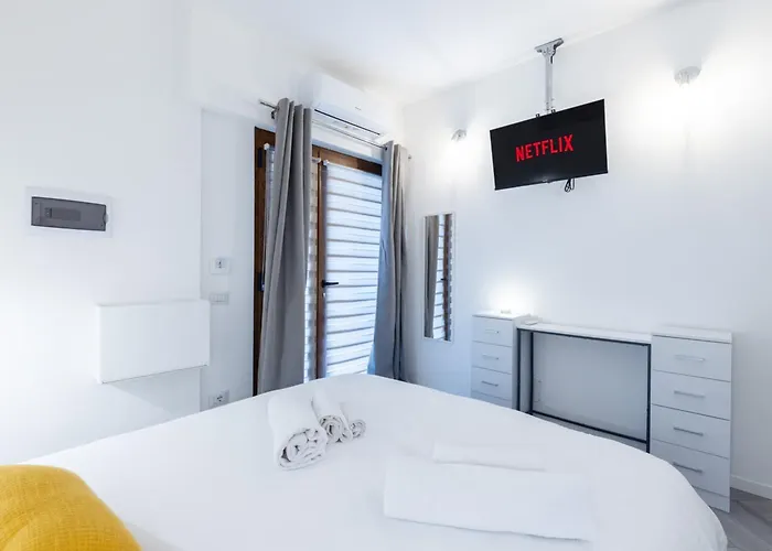 Urban 招待所 奧爾比亞