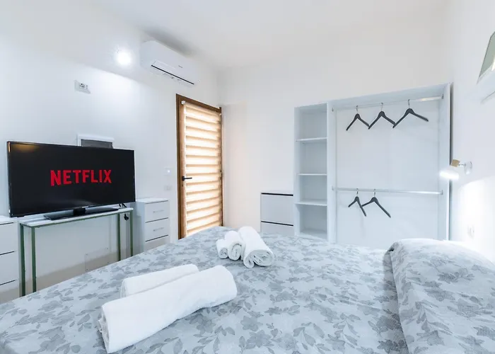 Urban 招待所 奧爾比亞